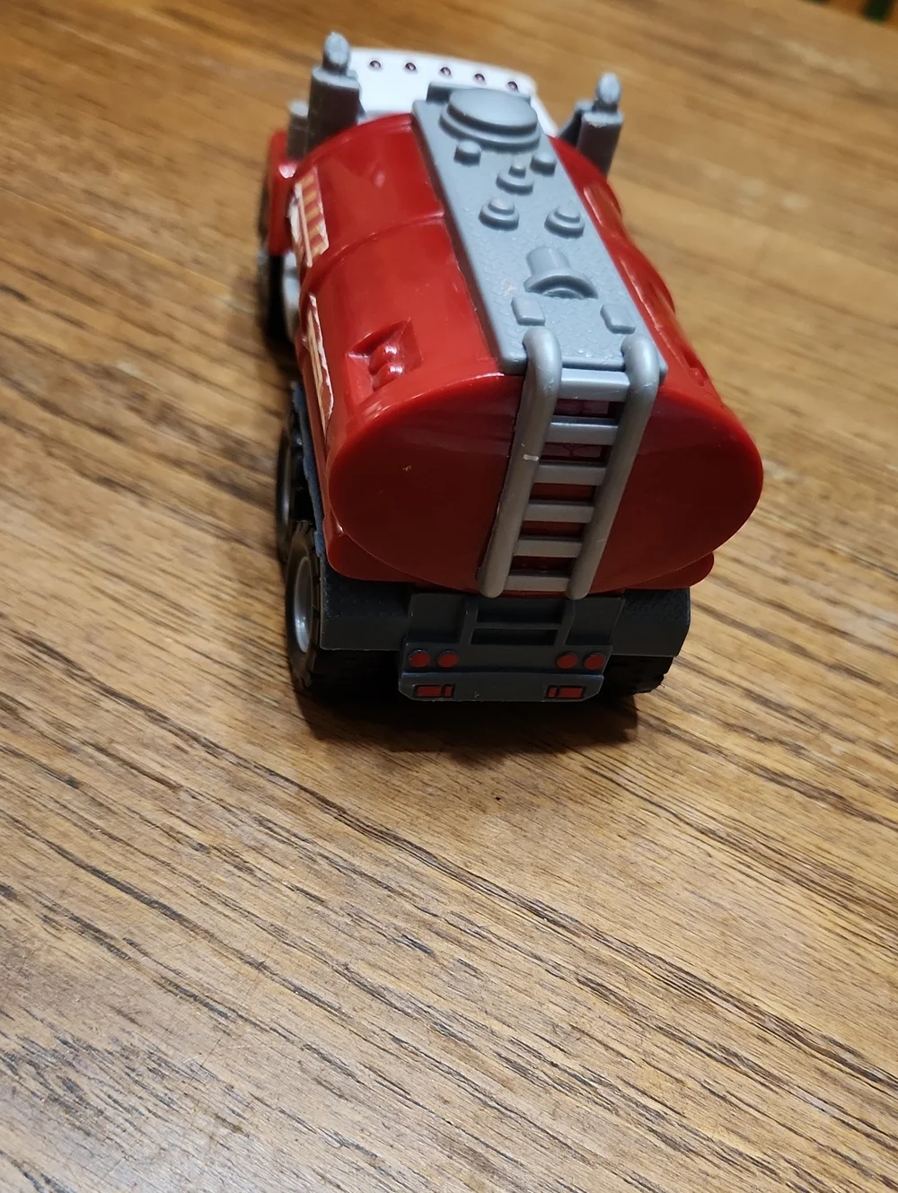 Tonka Fire Tanker Truck